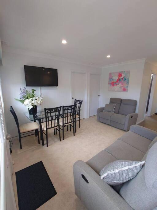 Top Of The Lake Holiday Units Merimbula Esterno foto