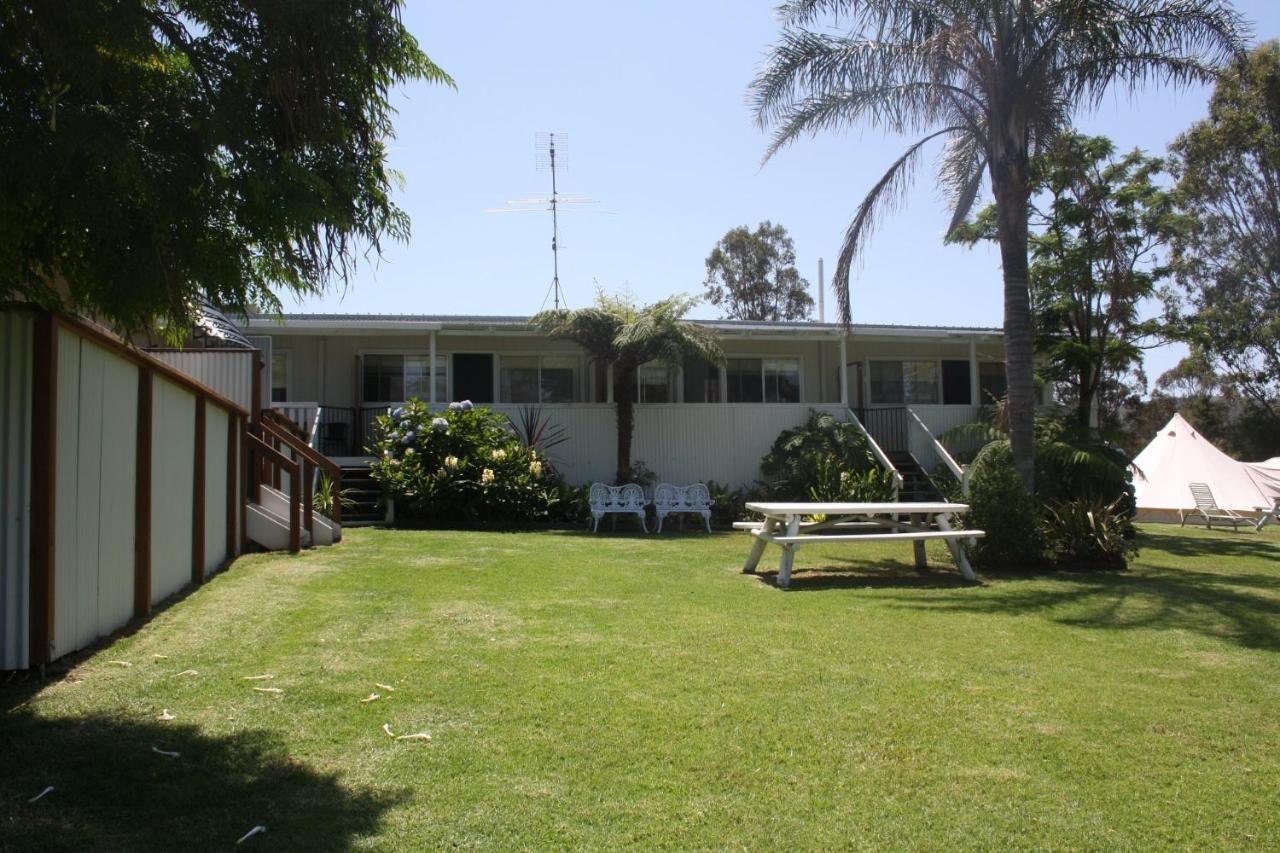Top Of The Lake Holiday Units Merimbula Esterno foto